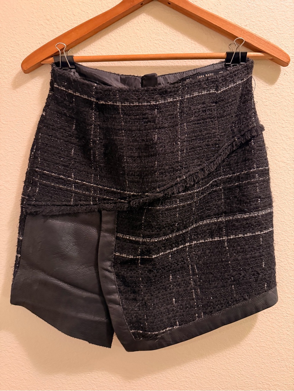 Zara Black Tweed & Faux Leather Mini Skirt - Picture 3 of 4
